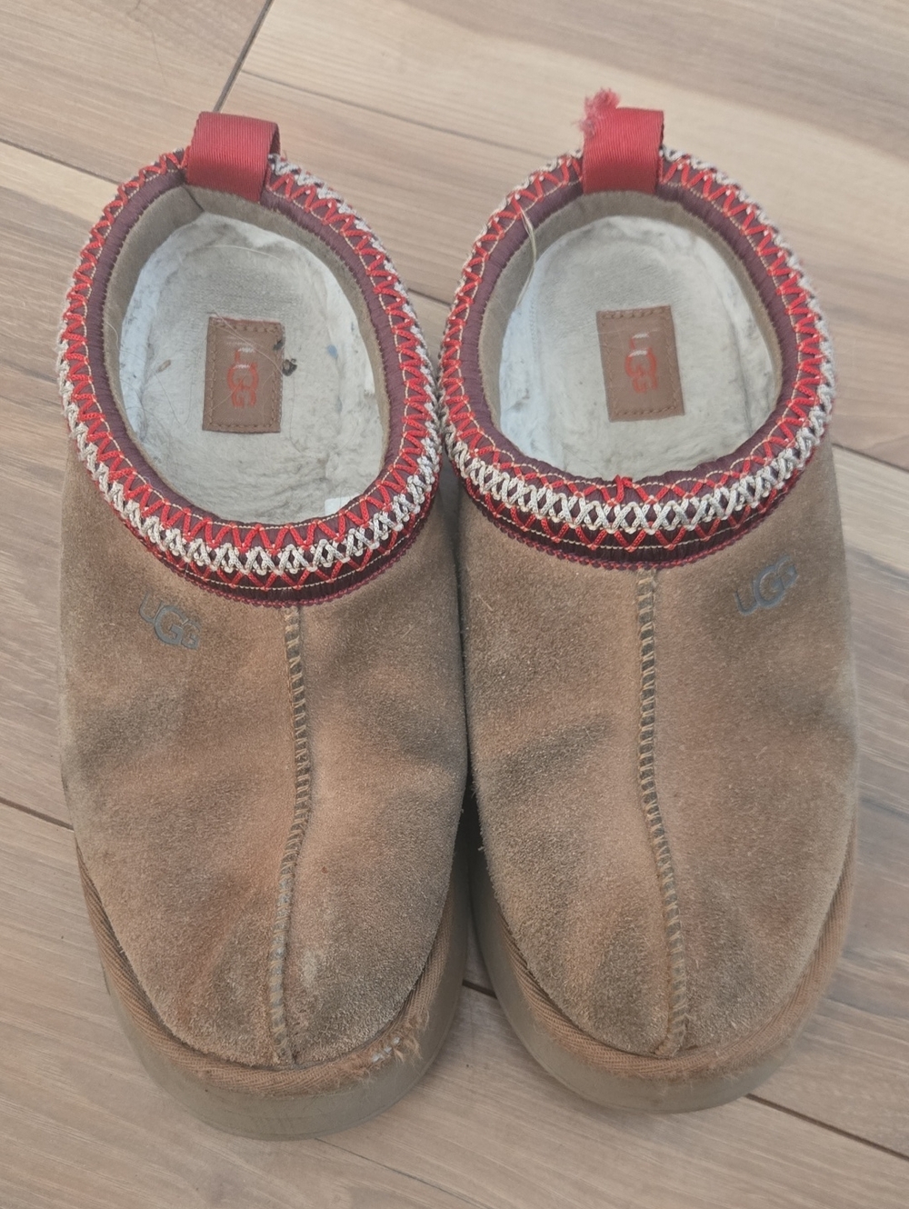 UGG - Brown and Red Women's Slippers